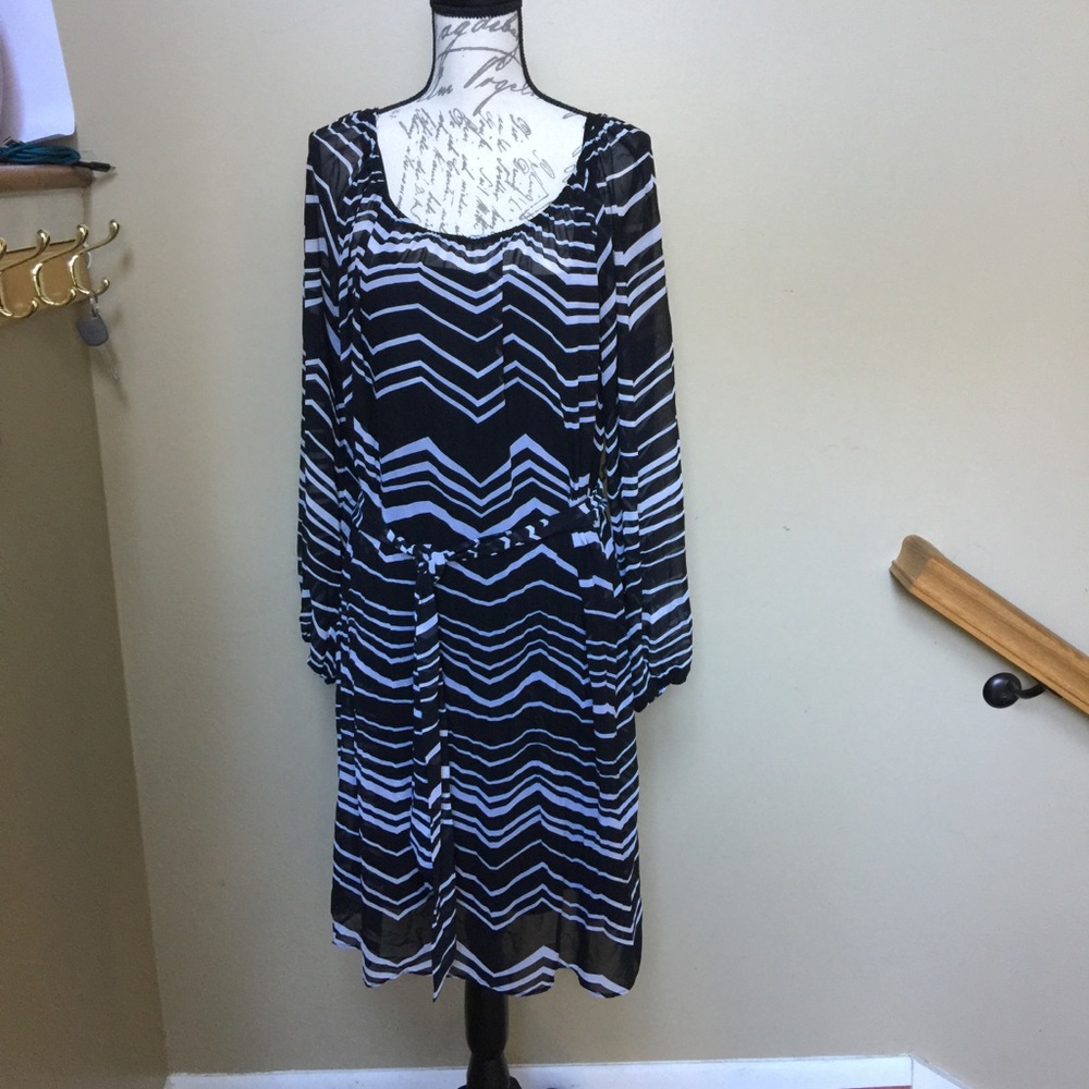 Lane Bryant Black and Cream Dress Size 14/16